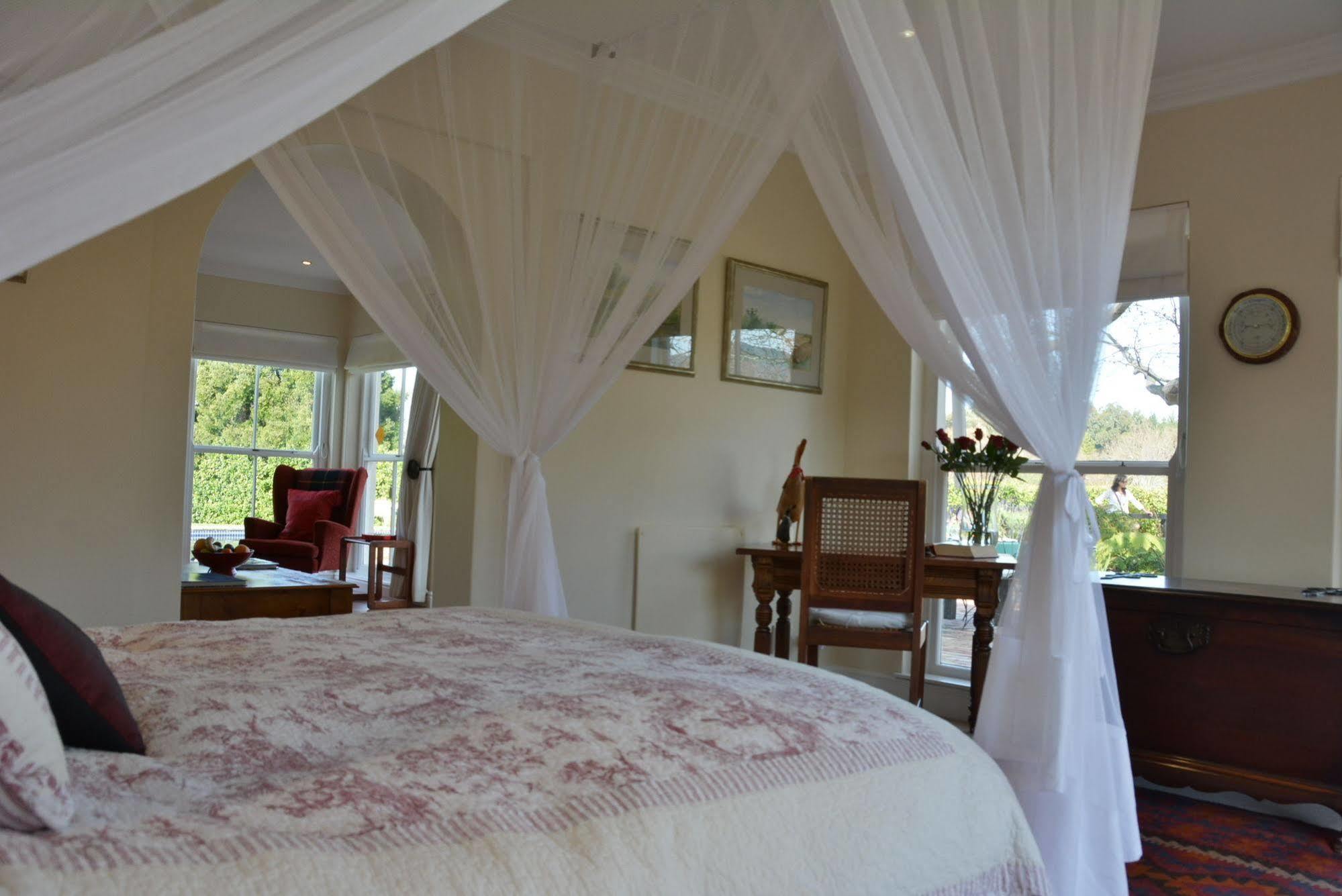 Majini Guesthouse Sweet Valley Esterno foto
